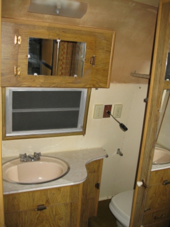 1970 Silver Streak Sabre