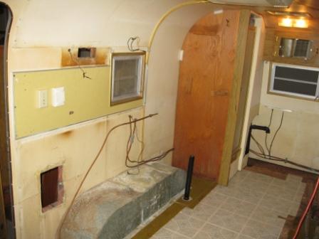 1970 Silver Streak Sabre