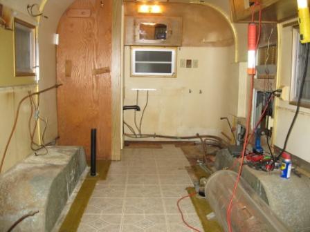 1970 Silver Streak Sabre