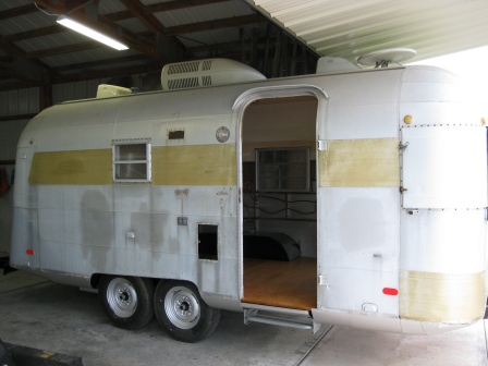 1970 Silver Streak Sabre