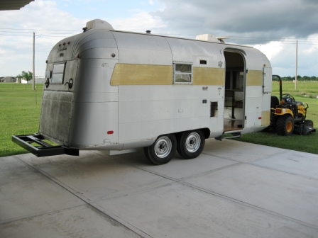 1970 Silver Streak Sabre