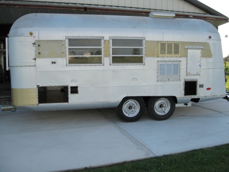 1970 Silver Streak Sabre
