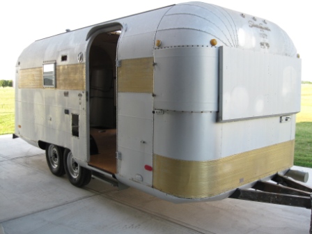 1970 Silver Streak Sabre